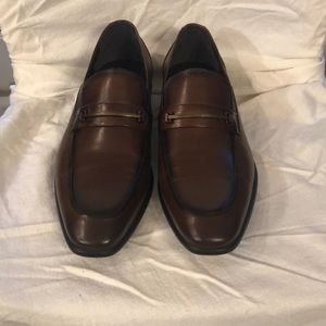 Full grain leather Kenneth Cole loafers